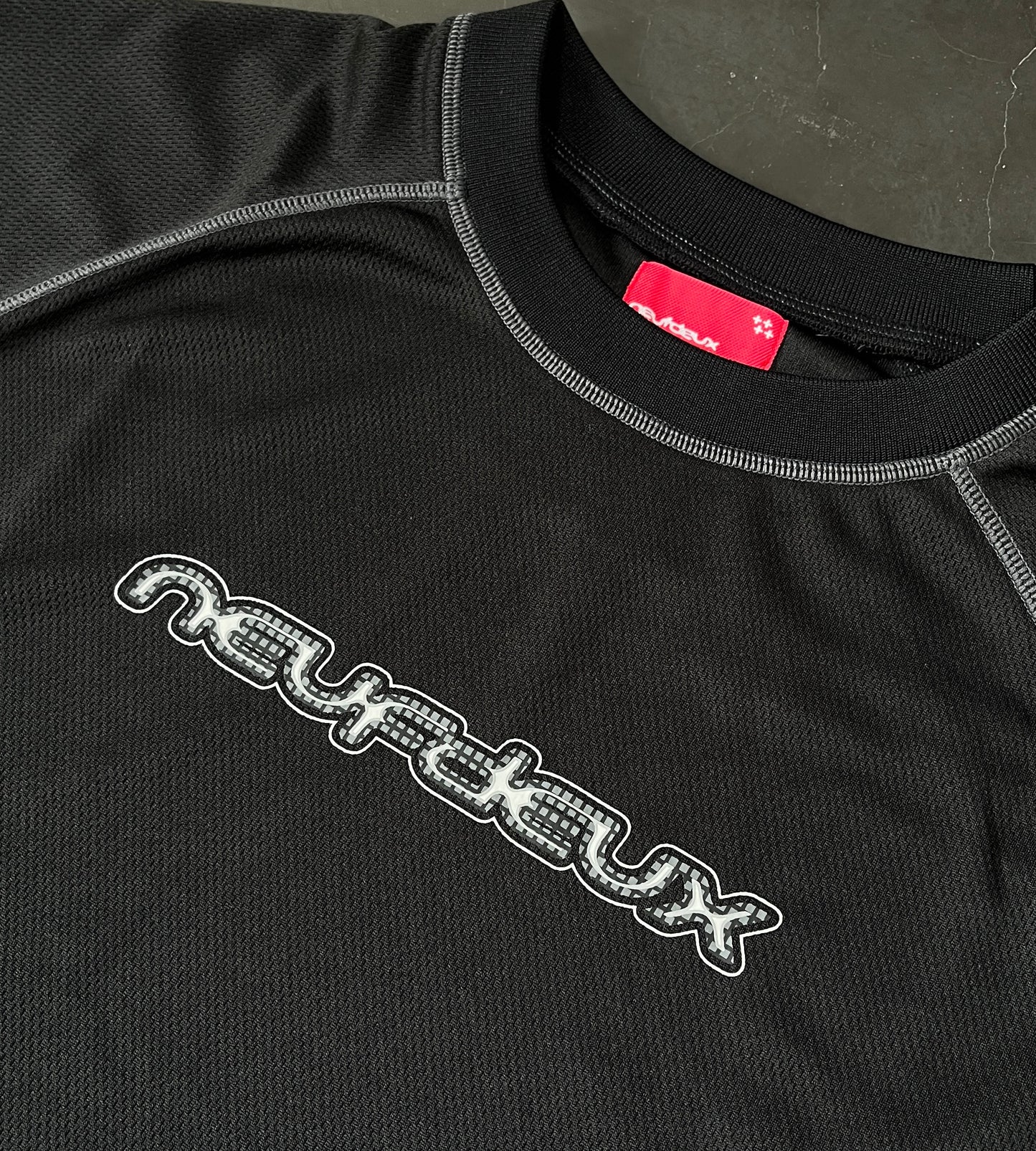 9² Ventilation Tee - Black