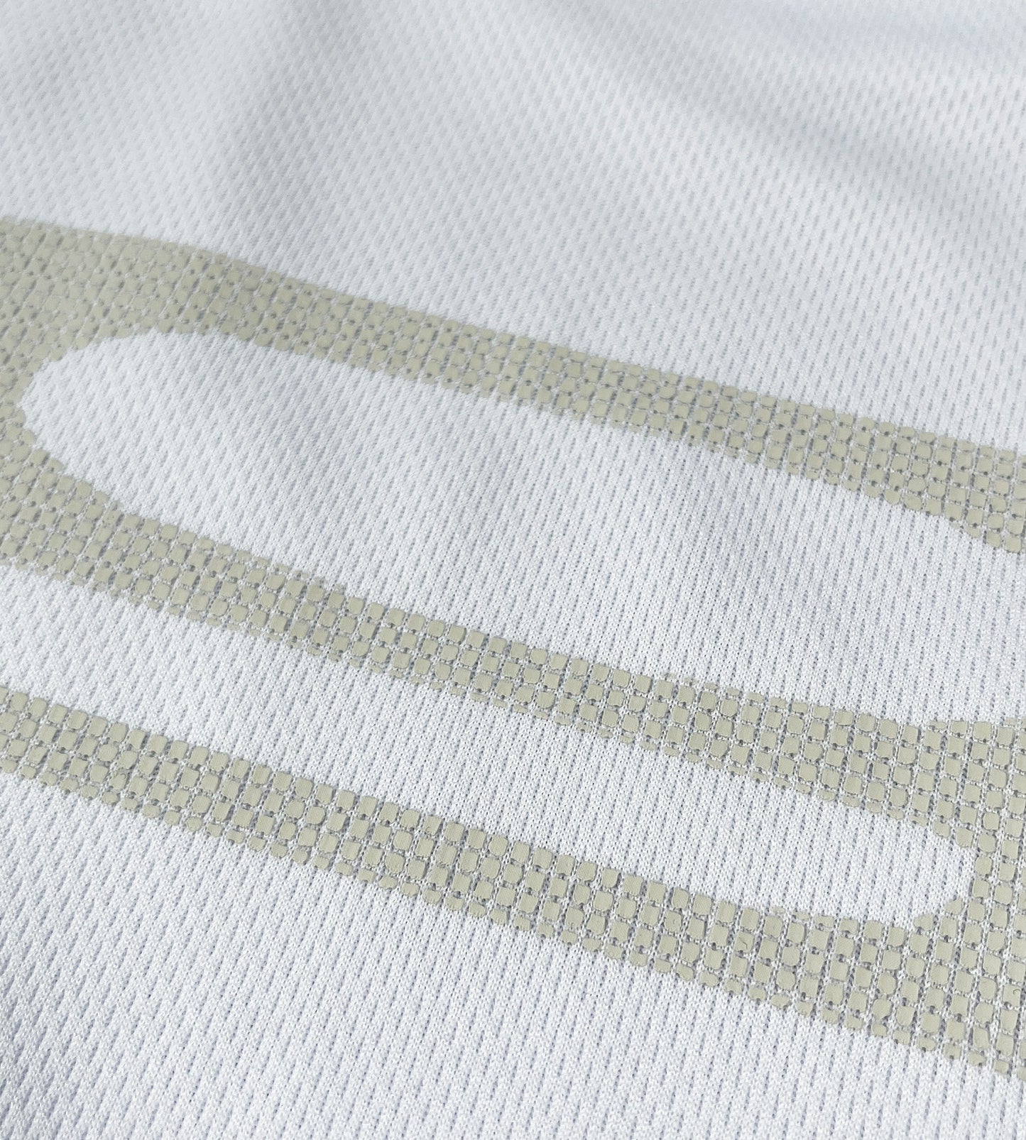 9² Ventilation Tee - White