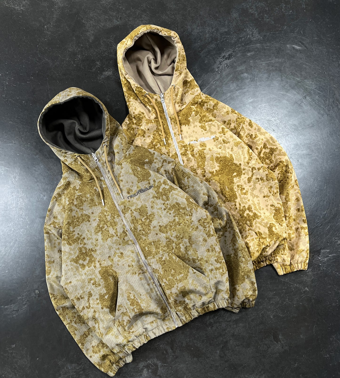 Badland Camo Reversible Hoodie/Jacket - Sand
