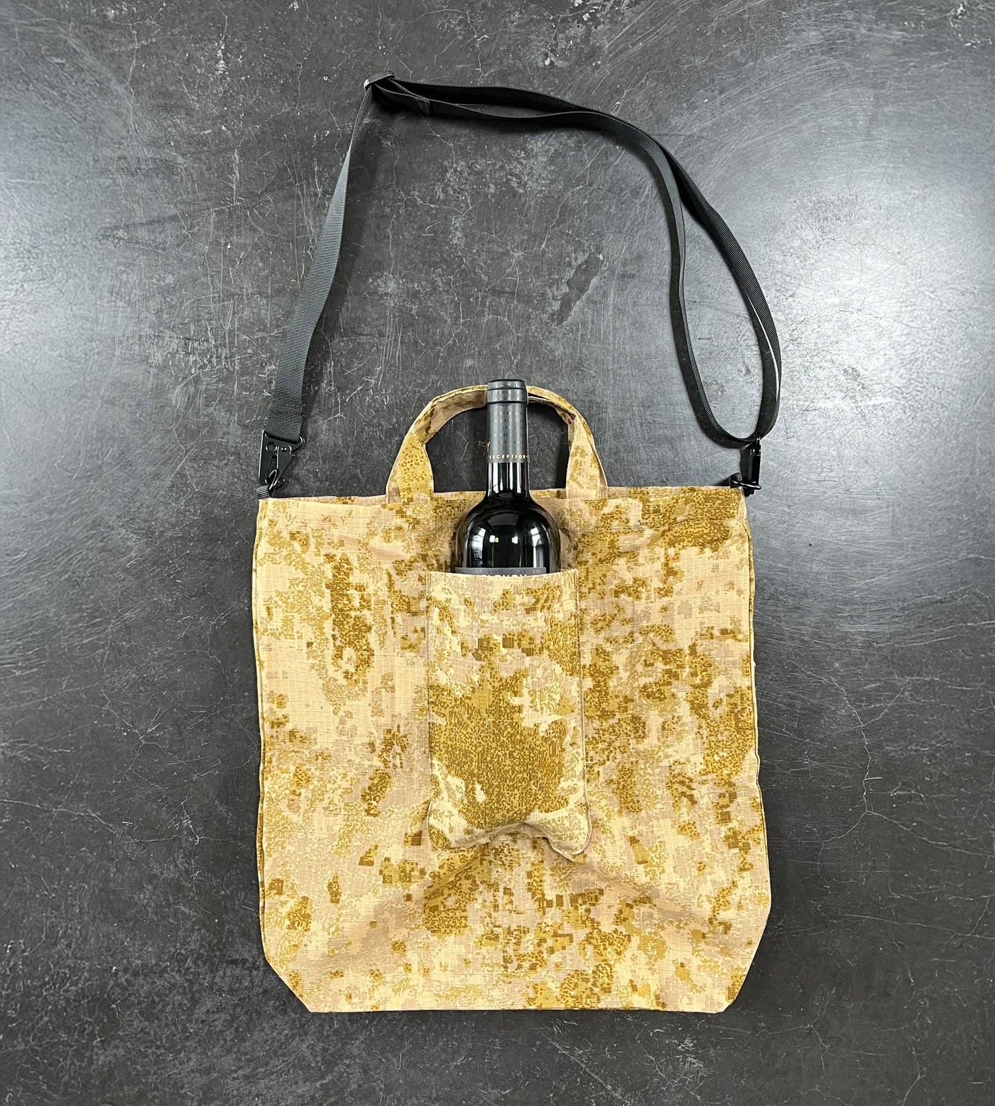 Badland Camo Shopper Bag - Sand